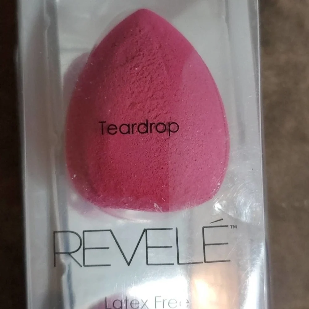 REVELE Latex Free Beauty Makeup Blending Sponge Duo